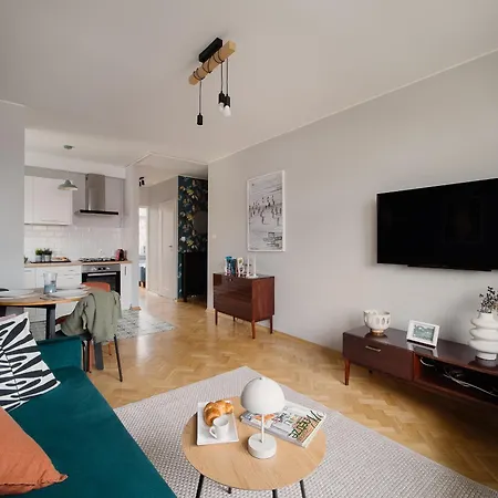 Behind The Scenes Old Town 아파트 *