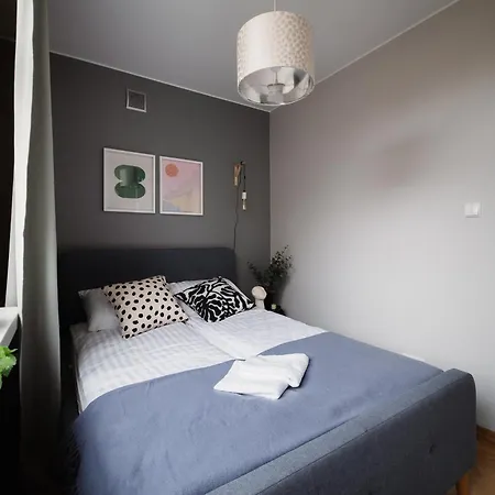 Behind The Scenes Old Town 아파트