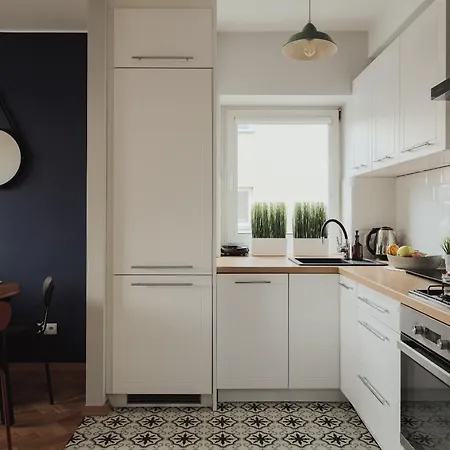 Behind The Scenes Old Town